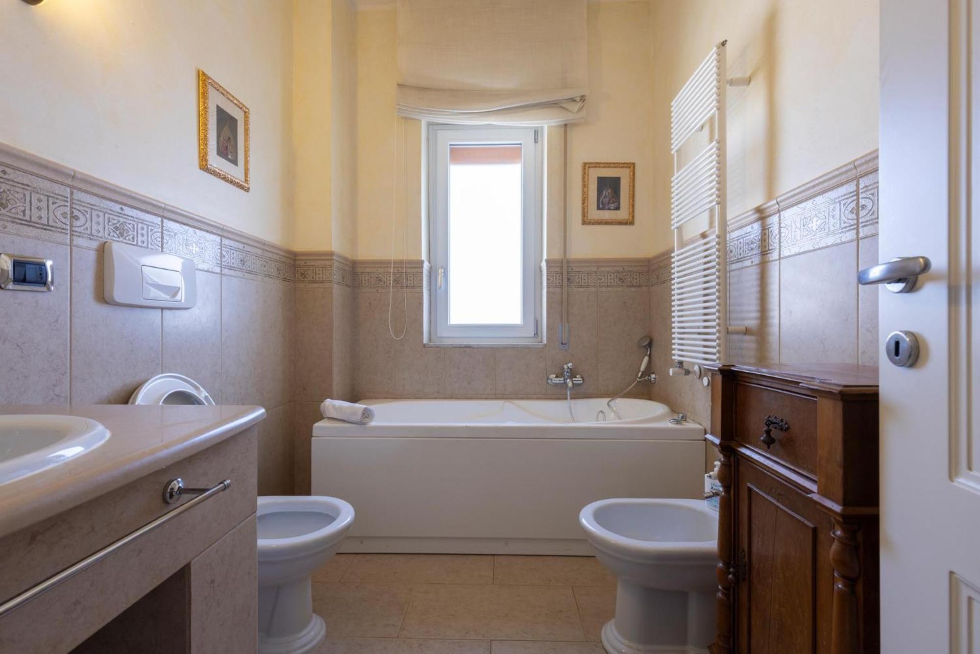 Residenza Minozzi Con 2 Camere E 2 Bagni E Vista Sassi 마테라 외부 사진